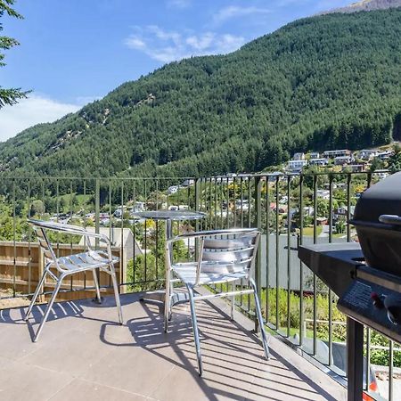 Alpine Retreat Apartment Куийнстаун Екстериор снимка